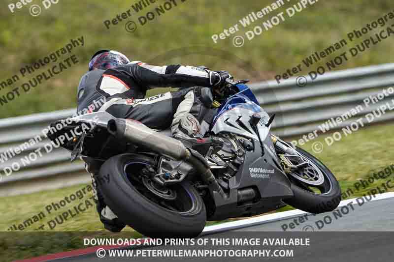 cadwell no limits trackday;cadwell park;cadwell park photographs;cadwell trackday photographs;enduro digital images;event digital images;eventdigitalimages;navarra;no limits trackdays;peter wileman photography;racing digital images;trackday digital images;trackday photos